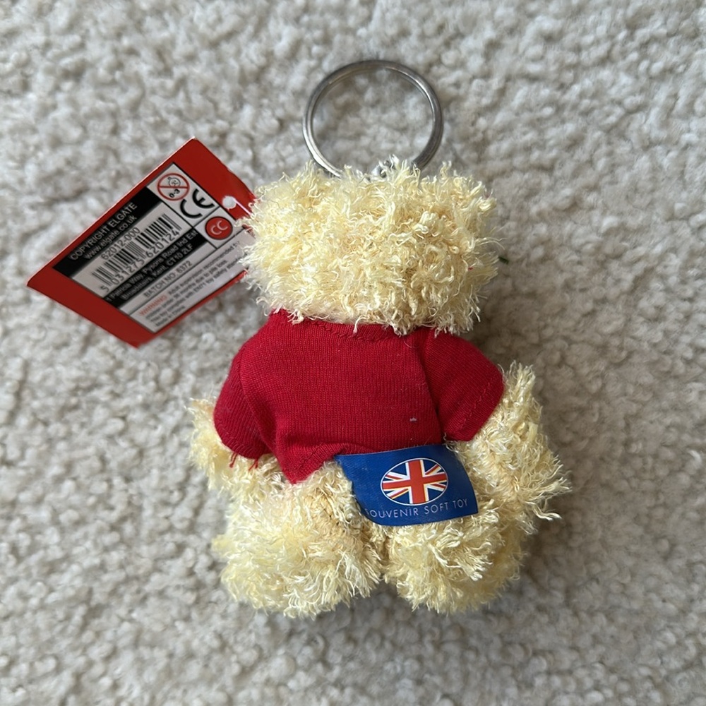 England Stuff Bear Key Ring - Picture 2 of 5